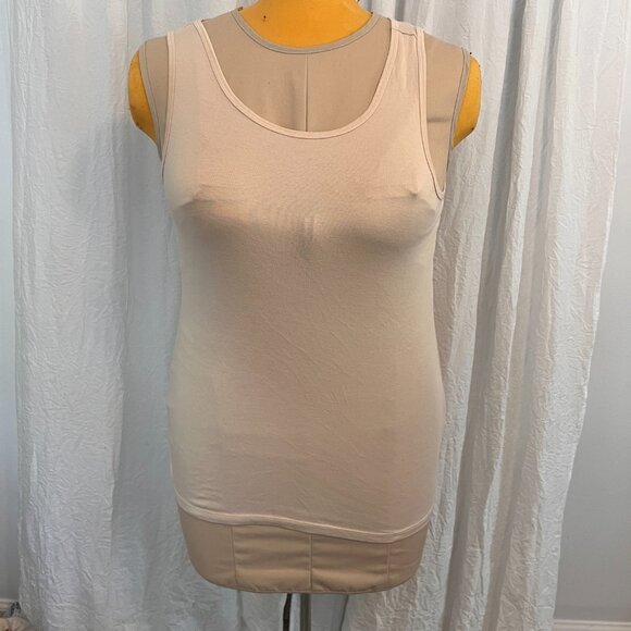 Two Amazon Basics tanks - Picture 6 of 7